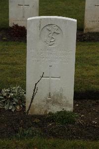 Ancre British Cemetery Beaumont-Hamel - Gething, W