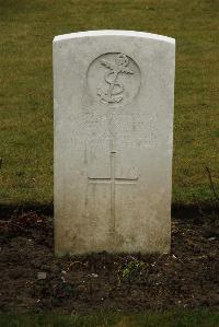 Ancre British Cemetery Beaumont-Hamel - Gibson, J