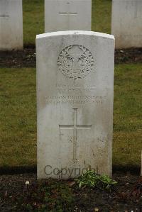 Ancre British Cemetery Beaumont-Hamel - Grady, W