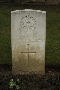 Ancre British Cemetery Beaumont-Hamel - Grinstead, W