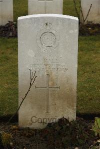 Ancre British Cemetery Beaumont-Hamel - Hall, W