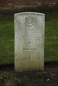 Ancre British Cemetery Beaumont-Hamel - Hefford, J