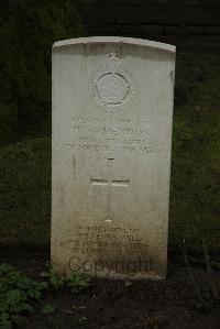 Ancre British Cemetery Beaumont-Hamel - Hendon, Harry William