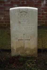 Ancre British Cemetery Beaumont-Hamel - Horwood, Ronald Bentall