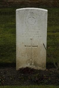 Ancre British Cemetery Beaumont-Hamel - Howes, A