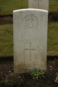 Ancre British Cemetery Beaumont-Hamel - Hughes, Richard