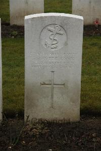 Ancre British Cemetery Beaumont-Hamel - Hunter, J