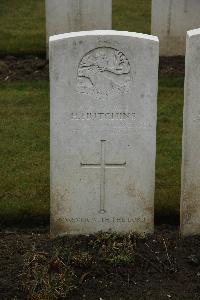 Ancre British Cemetery Beaumont-Hamel - Hutchins, Harold