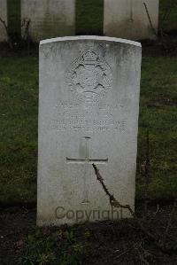 Ancre British Cemetery Beaumont-Hamel - James, G A