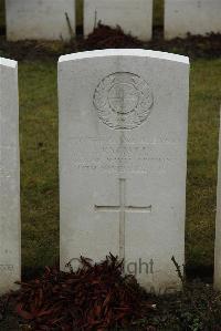 Ancre British Cemetery Beaumont-Hamel - Knowles, John