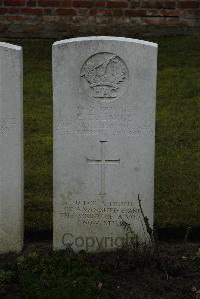 Ancre British Cemetery Beaumont-Hamel - Large, Eustace Ernest