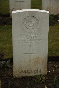 Ancre British Cemetery Beaumont-Hamel - Lassey, W