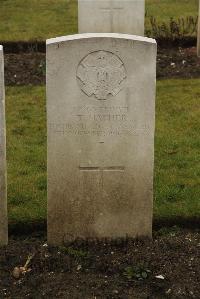 Ancre British Cemetery Beaumont-Hamel - Mather, T