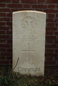 Ancre British Cemetery Beaumont-Hamel - McGowan, James