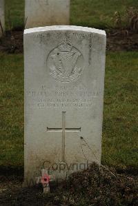 Ancre British Cemetery Beaumont-Hamel - McMullin, William John