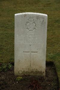 Ancre British Cemetery Beaumont-Hamel - Meade, Henry