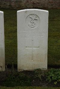 Ancre British Cemetery Beaumont-Hamel - Monument, G W