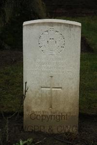 Ancre British Cemetery Beaumont-Hamel - Morrison, W