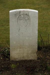 Ancre British Cemetery Beaumont-Hamel - Parks, Joseph