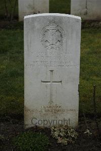 Ancre British Cemetery Beaumont-Hamel - Pearce, B B