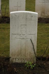 Ancre British Cemetery Beaumont-Hamel - Peel, W