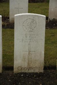 Ancre British Cemetery Beaumont-Hamel - Peet, F W