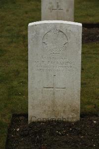 Ancre British Cemetery Beaumont-Hamel - Pickering, M T