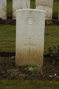 Ancre British Cemetery Beaumont-Hamel - Pike, H G