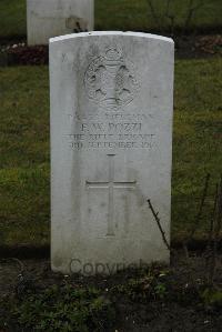 Ancre British Cemetery Beaumont-Hamel - Pozzi, F W