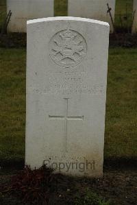 Ancre British Cemetery Beaumont-Hamel - Rudd, G E