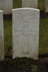 Ancre British Cemetery Beaumont-Hamel - Sexton, E