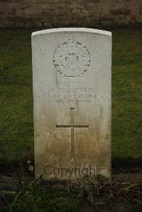 Ancre British Cemetery Beaumont-Hamel - Shaw, A J M