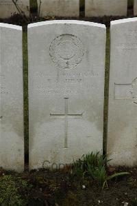 Ancre British Cemetery Beaumont-Hamel - Shead, Edward George