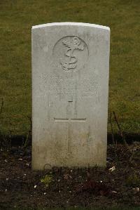 Ancre British Cemetery Beaumont-Hamel - Simpson, Matthew