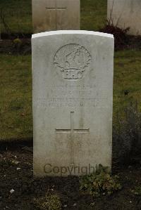 Ancre British Cemetery Beaumont-Hamel - Smith, Lionel Guy