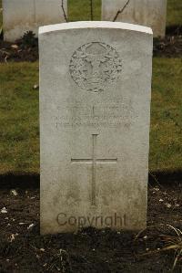 Ancre British Cemetery Beaumont-Hamel - Stonehewer, S