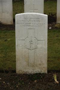 Ancre British Cemetery Beaumont-Hamel - Sutton, H