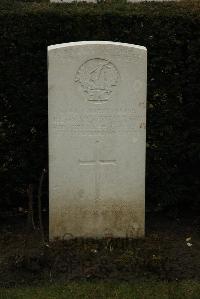 Ancre British Cemetery Beaumont-Hamel - Swallow, Leonard