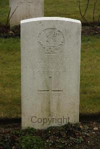 Ancre British Cemetery Beaumont-Hamel - Symons, S E