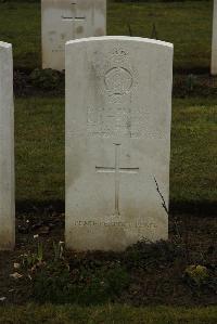 Ancre British Cemetery Beaumont-Hamel - Thomas, Albert James