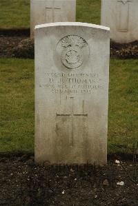 Ancre British Cemetery Beaumont-Hamel - Thomas, D J