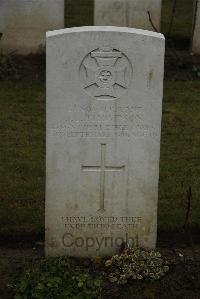 Ancre British Cemetery Beaumont-Hamel - Thompson, P