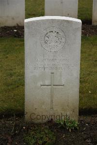 Ancre British Cemetery Beaumont-Hamel - Thompson, T