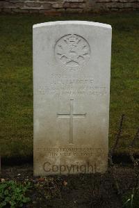 Ancre British Cemetery Beaumont-Hamel - Thorpe, J H