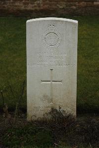 Ancre British Cemetery Beaumont-Hamel - Titmuss, C