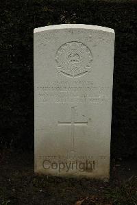 Ancre British Cemetery Beaumont-Hamel - Wadsworth, John Holroyd