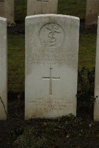 Ancre British Cemetery Beaumont-Hamel - Walker, J W