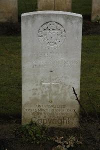 Ancre British Cemetery Beaumont-Hamel - Walsh, R