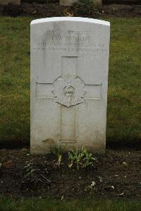 Ancre British Cemetery Beaumont-Hamel - Ward, George Richard