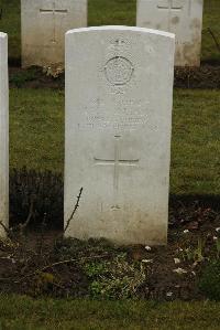 Ancre British Cemetery Beaumont-Hamel - Williams, J M